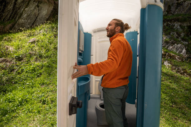 Best Affordable portable toilet rental  in Groveland, FL
